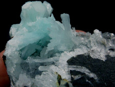 Esemplari di minerali