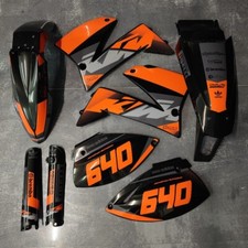 Plastiche + Grafica KTM LC4