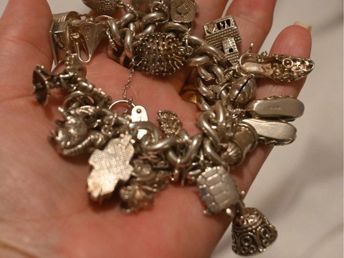 Bracciale vintage con - , ciondolo