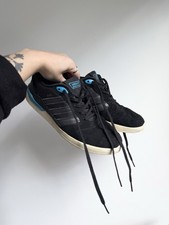 Adidas Suciu skater trainers