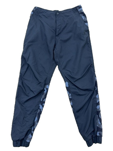 Pantaloni mimetici grigi