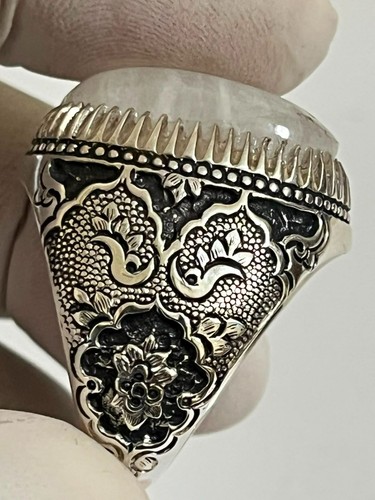 Anello pesante uomo reale