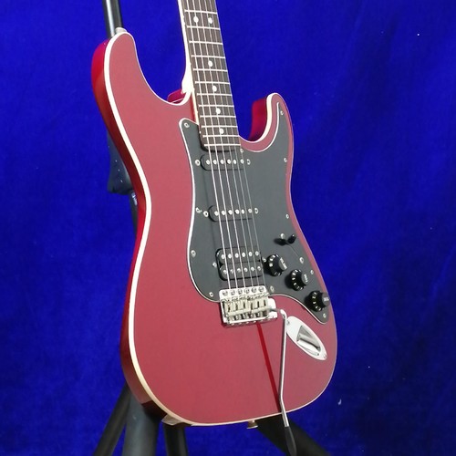Chitarra elettrica usata