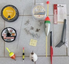 Kit n. 56 Articoli per la pesca Ami, Bombarde, fili, artificiale, canna