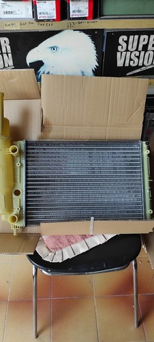 Radiatore motore fiat punto - fiat,