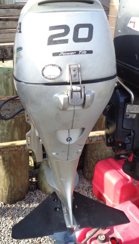 Used 2006 honda bf20 15 - used,