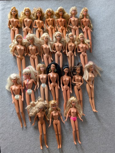 Lotto bambole barbie - 23,