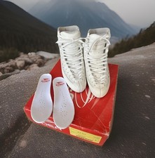 Edea Ice Fly Figure Ice