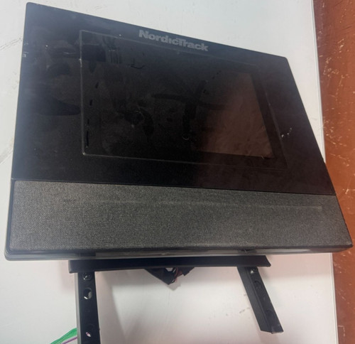 Monitor console girevole