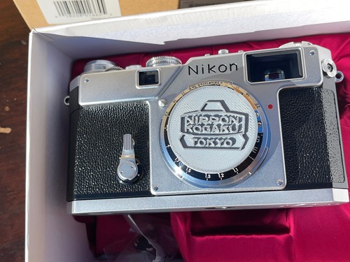Nikon millennium year 2000 - millennium,