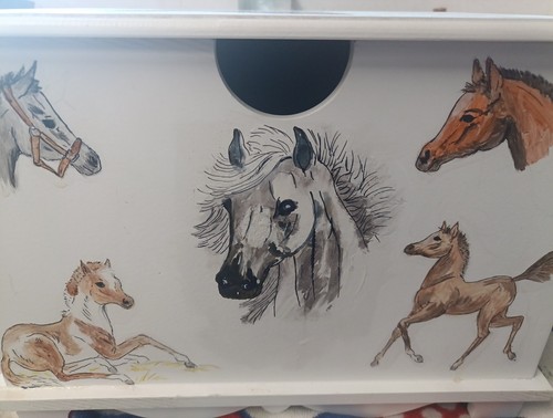 Small handpainted box - small,