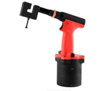 Punzonatrice idraulica