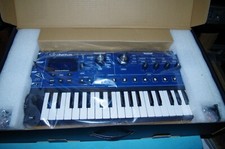 Novation mininova nuovo - mininova,