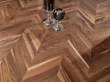 Torna In Magazzino! Parquet Laccato UV Noce Chevron Qualità CAMPIONE SR1809