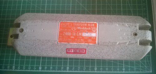 Trasformatore per insegne neon - per,