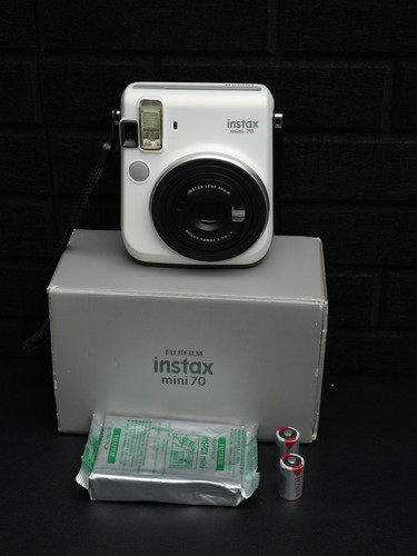 Fotocamera polaroid istantanea - fotocamera,