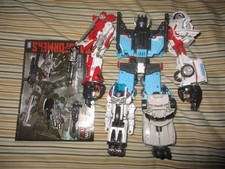 Transformers Unite Warriors Defensor / Guardian UW-03 Protectobots
