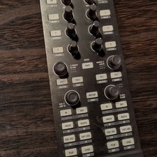 Kontrol X1 MK 1 - TRAKTOR