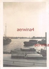 Barca Twente nel porto di