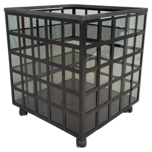 Bar trolley by - “go, go”