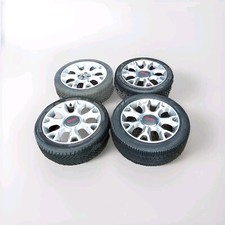 195 r16 set 4 ruote - /,