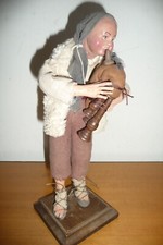 Pastore da presepe in stile settecento napoletano. Zampognaro.