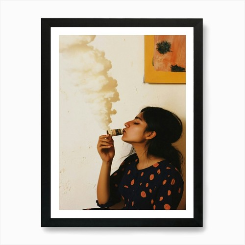 Stampa artistica ragazza fuma