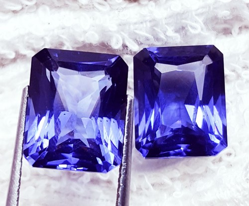 Naturale blu tanzanite kt - naturale, 18