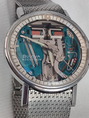 Bulova accutron spaceview - accutron,