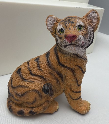 Rara statuina animale seduto