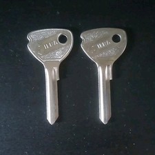 2 chiavi di ricambio per Opel Admiral, Rekord, Kadett '73 Silca YM11 Key Blank