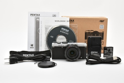 Fotocamera digitale compatta