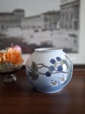 Vaso in porcellana a forma di sfera Royal Copenhagen No. 288-42-6 