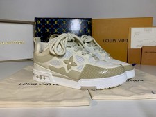LV Louis Vuitton Skate Beige