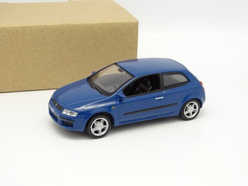 Norev fiat stilo blu - 1/43,