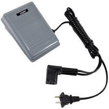 Pedale regolatore a pedale per