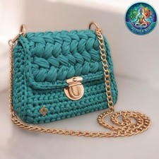 BORSA POCHETTE A TRACOLLA IN