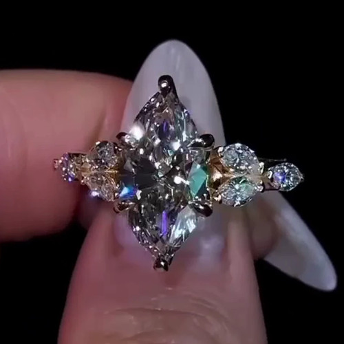Anello fidanzamento - di,