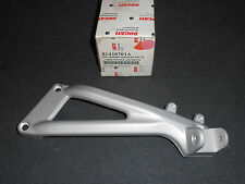 NUOVO ORIGINALE DUCATI MONSTER S2 S4 LH GANCIO POGGIAPIEDI POSTERIORE 82410701A