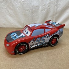 Veicolo 2024 Cars Global Racers Cup Drift & Race LIGHTNING MCQUEEN con 2 modalità