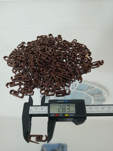 Lotto circa 100 ganci per - lotto,