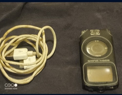 Vintage apple ipod - apple, 4gb
