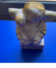 FIGURINA CERAMICA RAFFIGURANTE