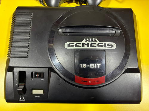 Sega genesis model console - sega, 1