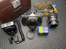Olympus OM-2 + Zuiko 50mm