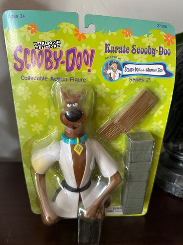 Figurina karate scooby - figurina,