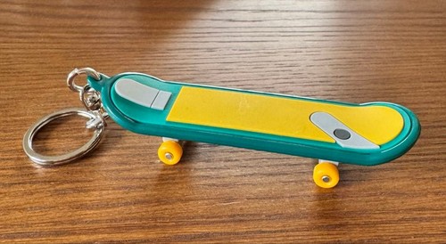 Portachiavi skateboard conan - portachiavi,