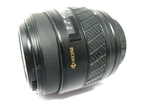 Yashica zoom 70 mm - 28-70,