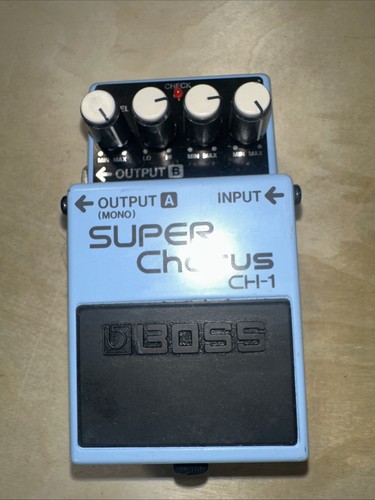 Boss roland super chorus - boss,