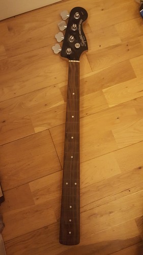 Squier fender precision - squier, by